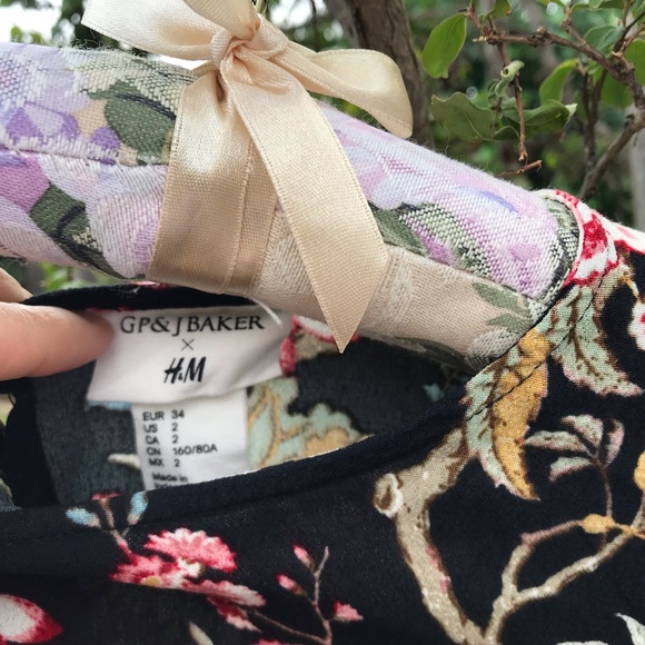 GP & J Baker x H&M Black Floral Bird Black Dress - Picture 2 of 3